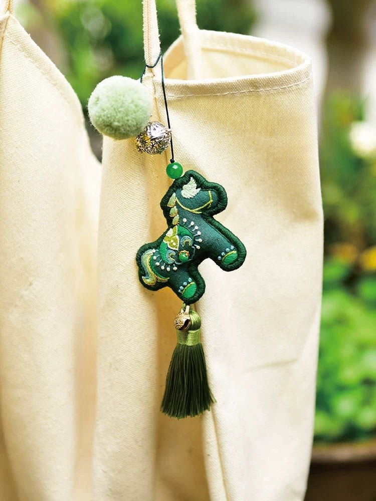 DIY Guardian Green Pony Embroidery Kit - Finished Chinese Amulet