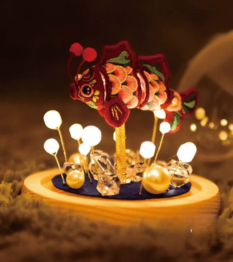 Lucky Koi Night Light DIY Embroidery Kit - Glowing Lucky Koi Night Light