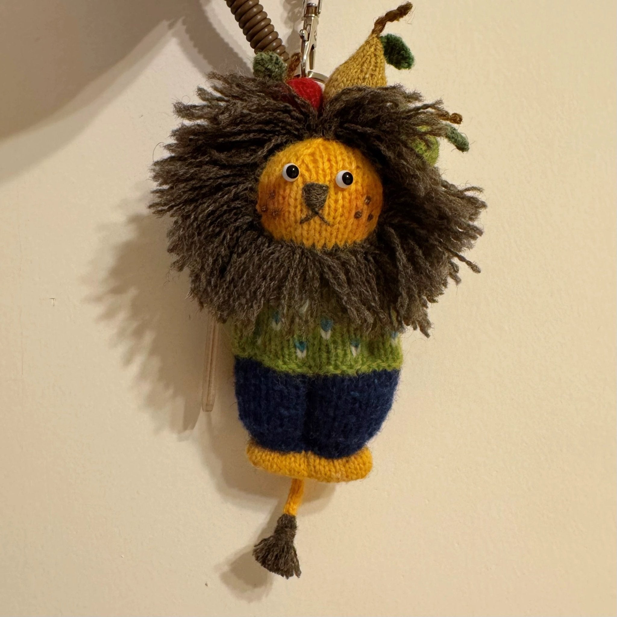Crochet Lion Kit for Beginners - Finished Pocket-Sized Lion with Premium Wool